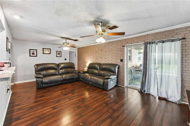 Listing photo 3 for 3109 Kentucky Ave, Kenner LA 70065