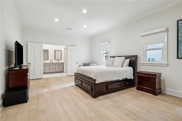 4533 N Turnbull Dr, Metairie, LA 70002 - bedroom featuring light wood-style flooring, visible vents, baseboards, and ornamental molding