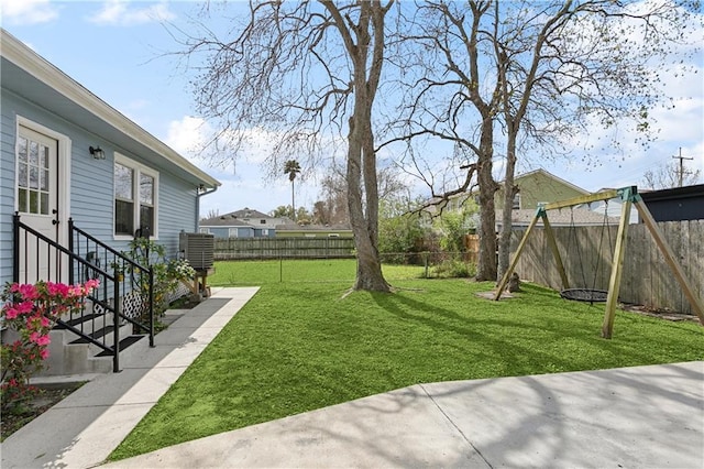 view of yard featuring a fenced backyard