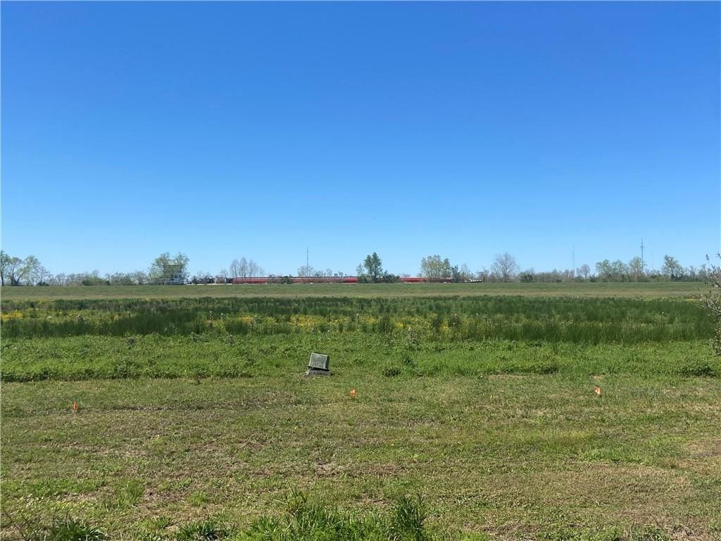 157 Chancellor Dr, Belle Chasse, LA 70037