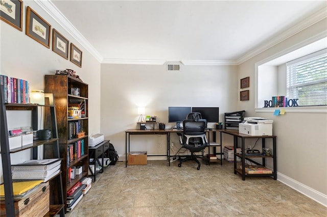 448 Lynnmeade Rd, Gretna, LA 70056 - office space featuring ornamental molding
