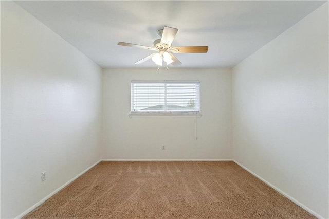 448 Lynnmeade Rd, Gretna, LA 70056 - spare room featuring light colored carpet and a ceiling fan