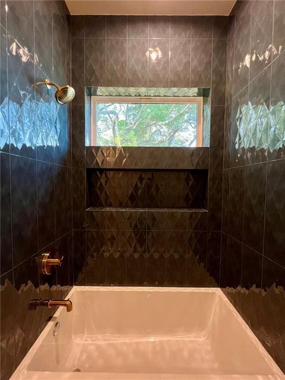 138 Wood Duck Dr, Belle Chasse, LA 70037 - bathroom featuring shower / bathtub combination
