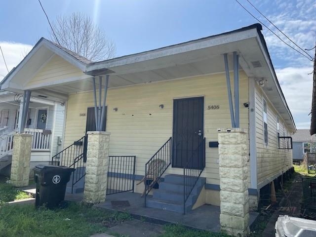 5406 Urquhart St, New Orleans, LA 70117 - view of front of house