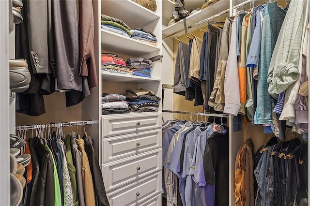 318 Cape Breton Dr, Slidell, LA 70458 - view of walk in closet