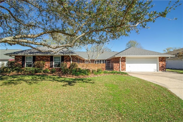 6 Country Club Dr, La Place, LA 70068 - ranch-style house featuring a garage, brick siding, concrete driveway, and a front yard