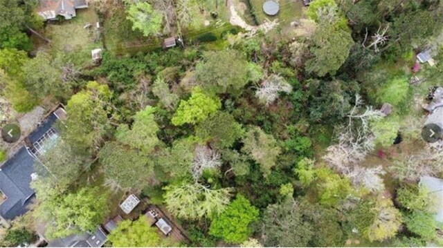 Listing photo 3 for 405 Yaupon Dr, Mandeville LA 70471