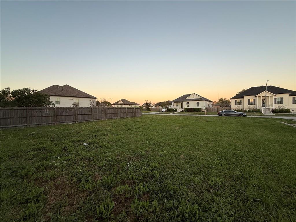 3900 Dominique Dr, Chalmette, LA 70043