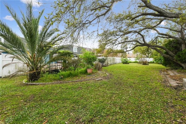 372931 Lilac Ln, Metairie, LA 70001 - view of yard with fence