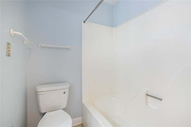 302 Bogie Dr Unit 25D, Slidell, LA 70460 - bathroom featuring toilet and shower / washtub combination