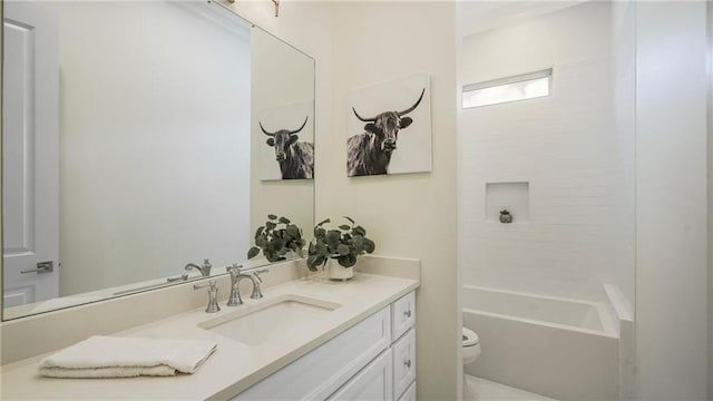 8520 Creole Dr, Chalmette, LA 70043 - bathroom with shower / bathing tub combination, toilet, and vanity