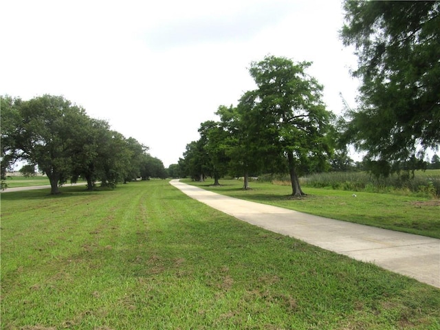 6720 Argonne Boulevard ., New Orleans, LA 70124 - view of home's community with a yard