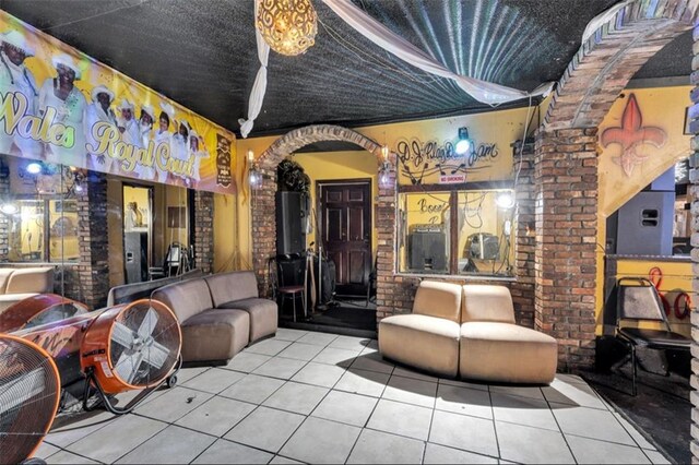 3801 Tchoupitoulas St, New Orleans, LA 70115 - photo 6