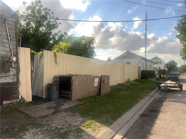 3801 Tchoupitoulas St, New Orleans, LA 70115 - view of home's exterior with fence