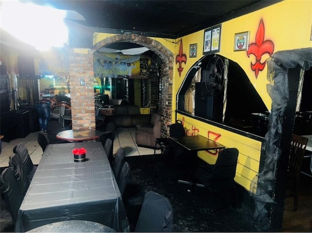 3801 Tchoupitoulas St, New Orleans, LA 70115 - game room with decorative columns