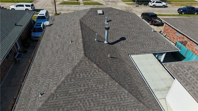 4012 Berot St, Metairie, LA 70002 - detailed view of a shingled roof