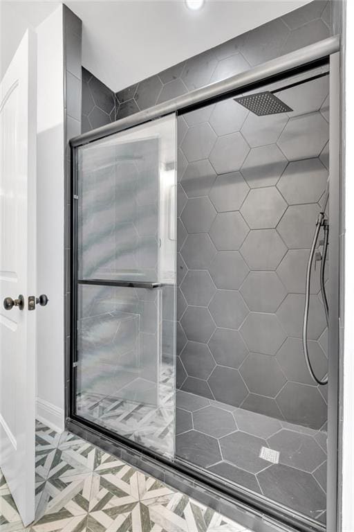 8820 Cohn St, New Orleans, LA 70118 - bathroom with a stall shower
