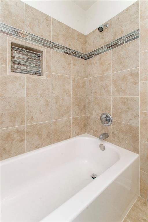 17168 E Little Italy Rd, Hammond, LA 70403 - full bath with tub / shower combination