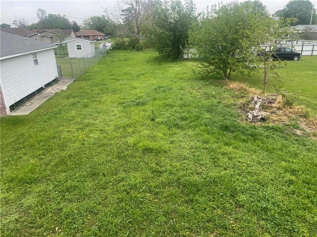 707 N Claiborne St, Chalmette, LA 70043
