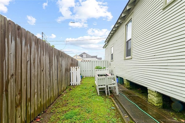 433 Monroe St, Gretna, LA 70053 - view of fenced backyard