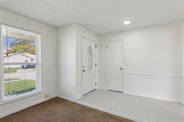 545 Brookmeade Dr, Gretna, LA 70056 - entrance foyer featuring baseboards and light tile patterned flooring