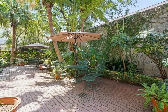 1430 Jackson Ave Unit 205, New Orleans, LA 70130 - view of patio / terrace featuring outdoor dining space