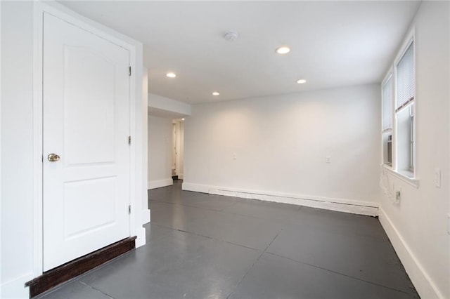 4237 Fontainebleau Dr, New Orleans, LA 70125 - spare room with recessed lighting and a smoke detector