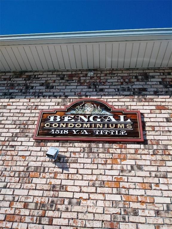 4518 Y A Tittle Ave Unit 6, Baton Rouge, LA 70820 - exterior details with brick siding