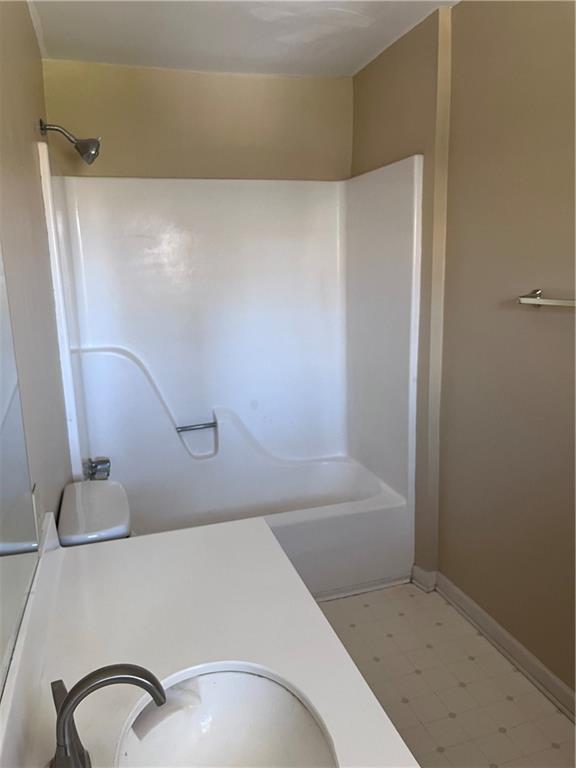 4624 Parkoaks Dr Unit 16, Baton Rouge, LA 70816 - photo 9