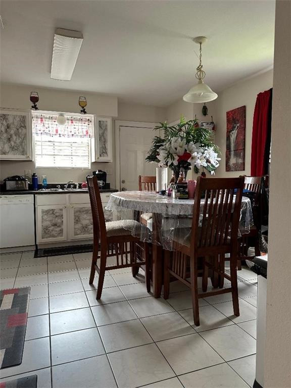 3417 Shangri La Dr, Chalmette, LA 70043 - view of dining space