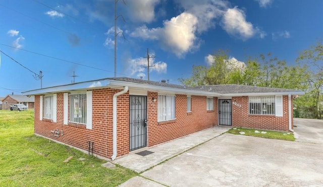 4943 Bonita Dr, New Orleans, LA 70126 - photo 1