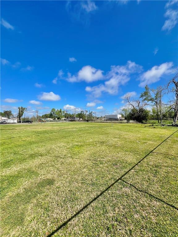 921 E St, Houma, LA 70363