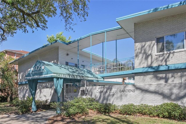 2833 St Charles Ave Unit 21, New Orleans, LA 70115 - photo 1