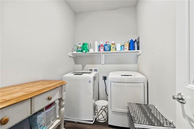 405 Short Bough Ln, Slidell, LA 70461 - laundry room featuring washer and dryer and dark wood-type flooring