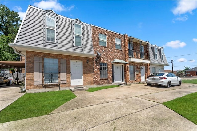 2900 Harvard Ave, Metairie, LA 70006 - townhome / multi-family property featuring brick siding and driveway