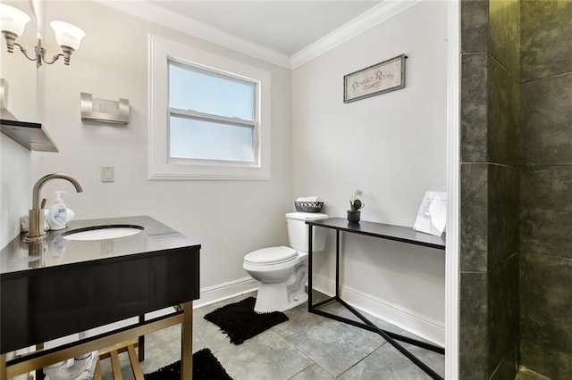 5601 Charlotte Dr, New Orleans, LA 70122 - bathroom featuring vanity, toilet, ornamental molding, baseboards, and a notable chandelier