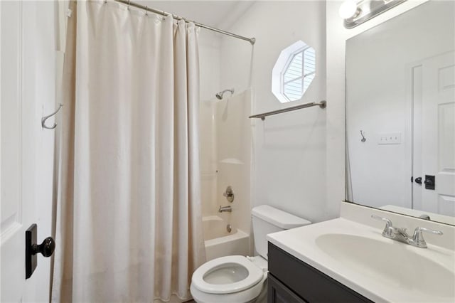 7464 Pitt St, New Orleans, LA 70118 - full bath with vanity and shower / bath combo