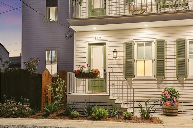 1217 N Tonti St, New Orleans, LA 70119 - entrance to property featuring a balcony
