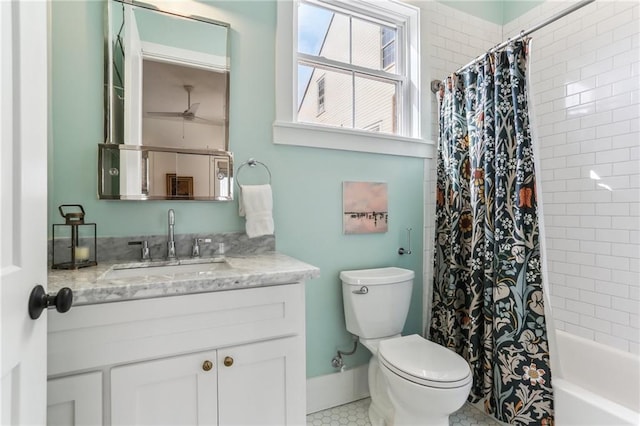1217 N Tonti St, New Orleans, LA 70119 - bathroom with vanity and shower / tub combo