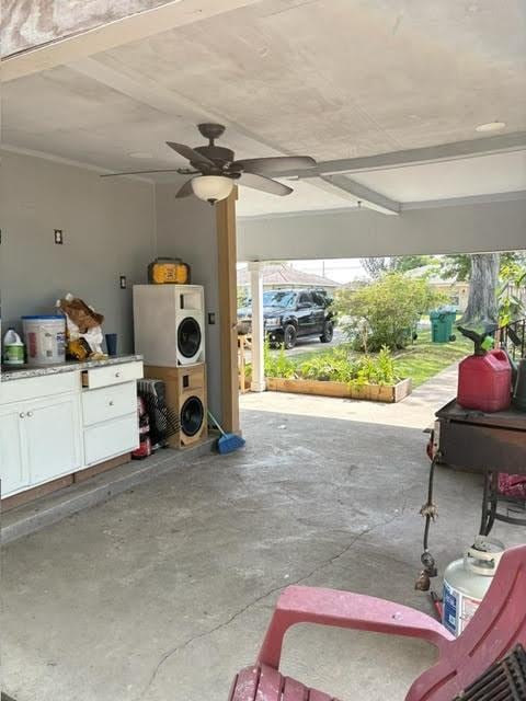 209 10th St, Bridge City, LA 70094 - view of patio with ceiling fan