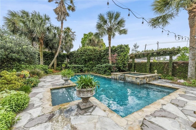 4209 Vendome Pl, New Orleans, LA 70125 - view of pool with a pool with connected hot tub and fence