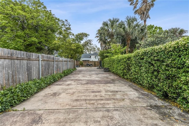 4209 Vendome Pl, New Orleans, LA 70125 - view of property's community featuring fence private yard
