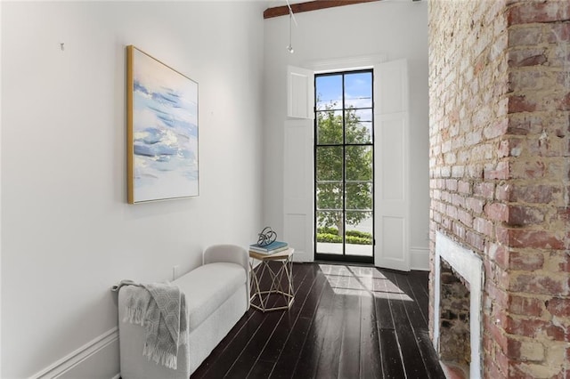 1035 Arabella St, New Orleans, LA 70115 - entryway with wood finished floors