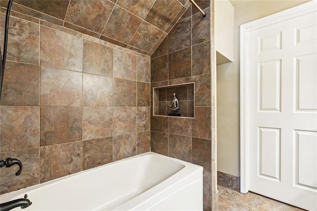 2106 Swan St, Slidell, LA 70460 - bathroom with lofted ceiling and tub / shower combination