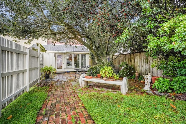 5004-0606 Newlands St, Metairie, LA 70006 - view of yard with a fenced backyard