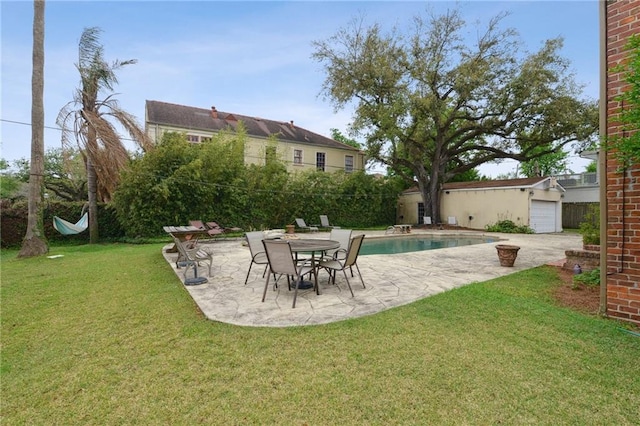 4008 Vendome Pl, New Orleans, LA 70125 - view of yard featuring an outdoor pool, fence, an outdoor structure, and a patio