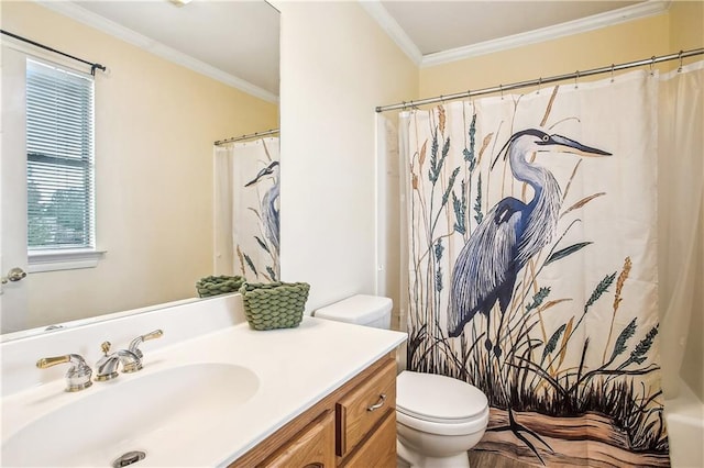 32875 Rivergate Cir Unit 28, Springfield, LA 70462 - full bathroom featuring toilet, plenty of natural light, ornamental molding, vanity, and curtained shower