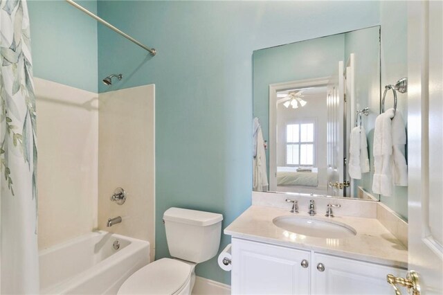 519 Homestead Ave, Metairie, LA 70005 - full bath featuring ensuite bathroom, toilet, vanity, and shower / bathtub combination
