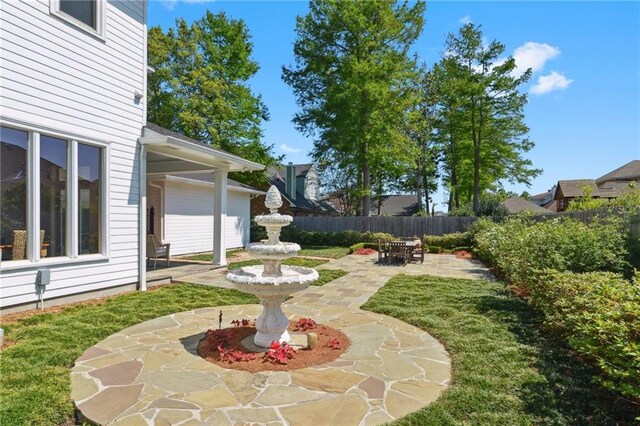 3752 Lake Charles Dr, Gretna, LA 70056 - view of yard featuring a patio and fence