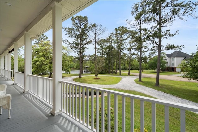 balcony featuring a porch